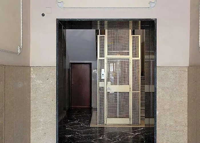 Vatican Plaza